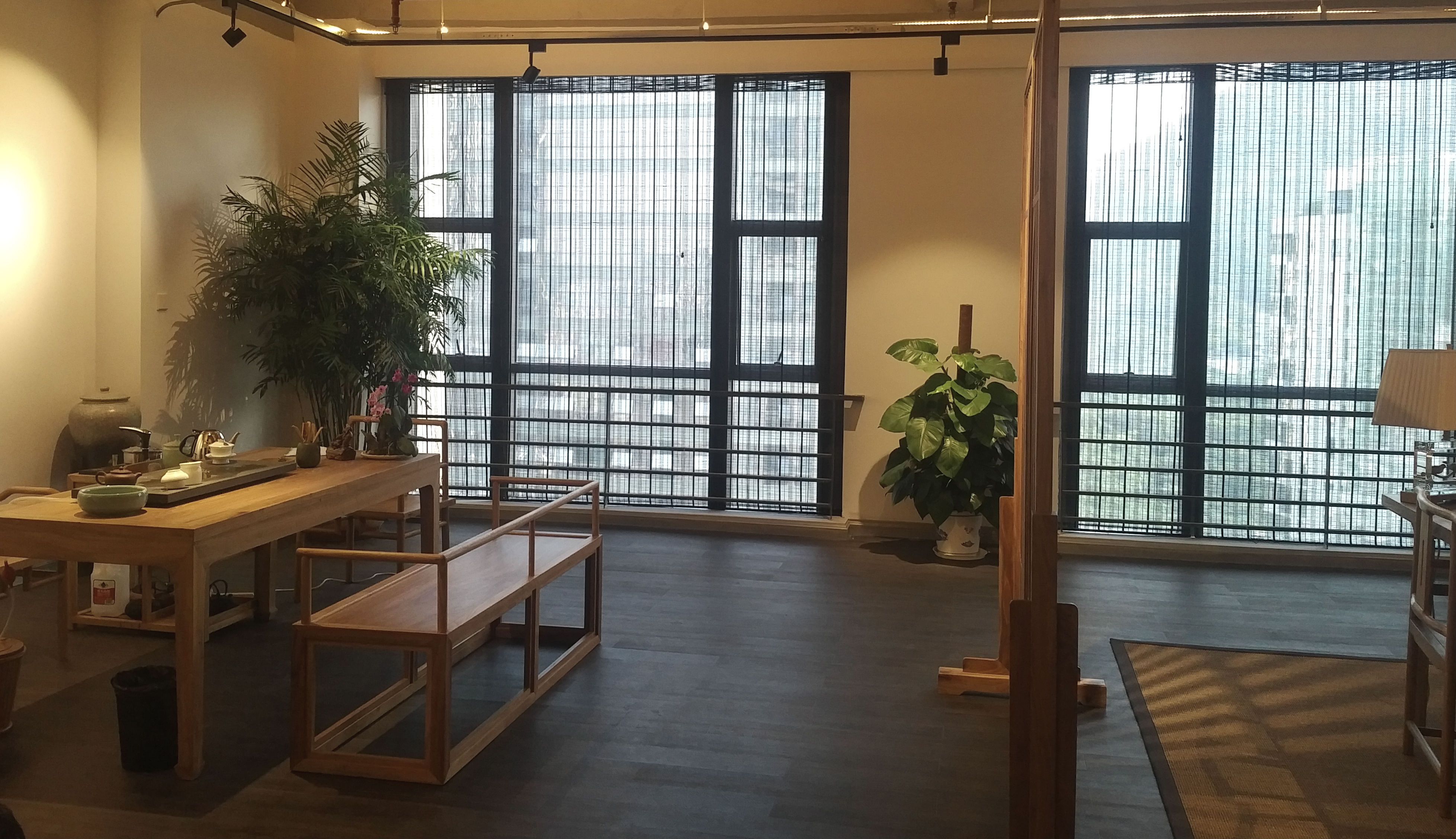 閔行區(qū)中式復(fù)古辦公室裝修設(shè)計(jì)-第2張圖片-上海古都建筑設(shè)計(jì)集團(tuán) 閔行區(qū)中式復(fù)古辦公室裝修設(shè)計(jì)-第2張圖片-上海古都建筑設(shè)計(jì)集團(tuán)