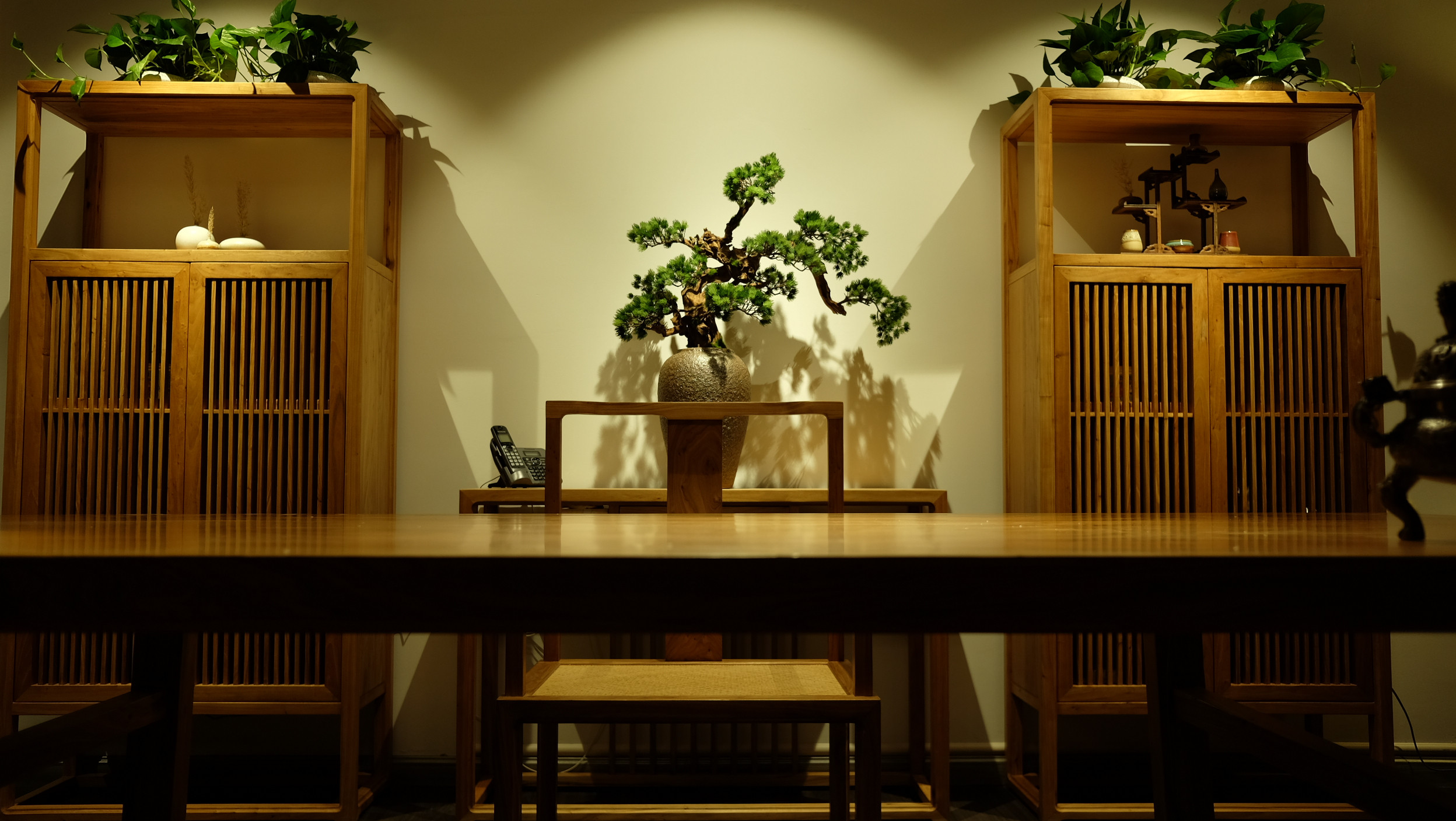 閔行區(qū)中式復(fù)古辦公室裝修設(shè)計(jì)-第5張圖片-上海古都建筑設(shè)計(jì)集團(tuán) 閔行區(qū)中式復(fù)古辦公室裝修設(shè)計(jì)-第5張圖片-上海古都建筑設(shè)計(jì)集團(tuán)