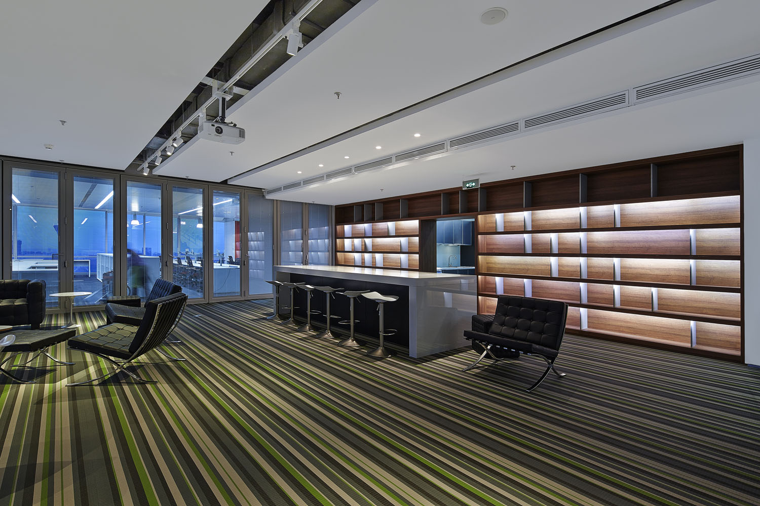 普陀區200平科技辦公室裝修設計-第2張圖片-上海古都建筑設計集團 普陀區200平科技辦公室裝修設計-第2張圖片-上海古都建筑設計集團