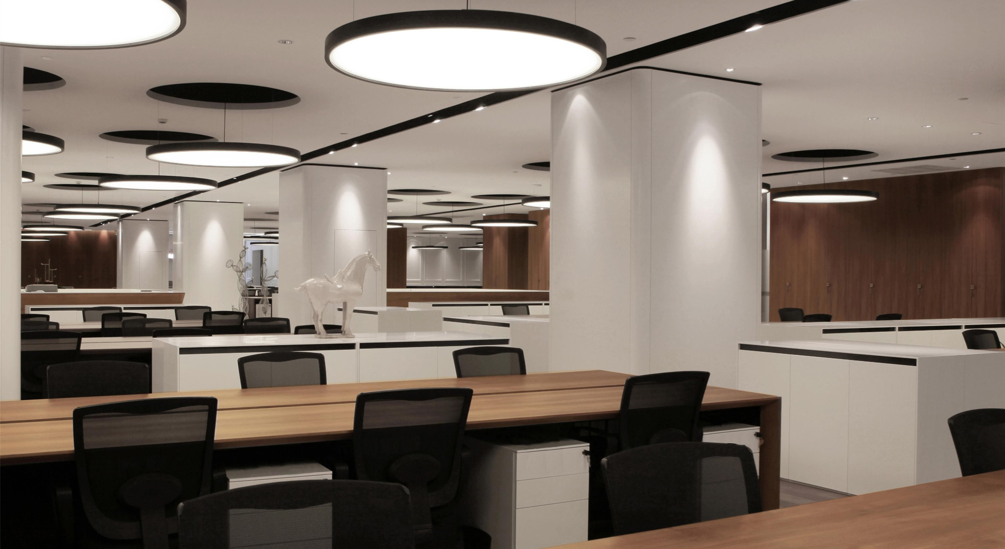 300平大氣奢華風格辦公室裝修設計-第5張圖片-上海古都建筑設計集團 300平大氣奢華風格辦公室裝修設計-第5張圖片-上海古都建筑設計集團