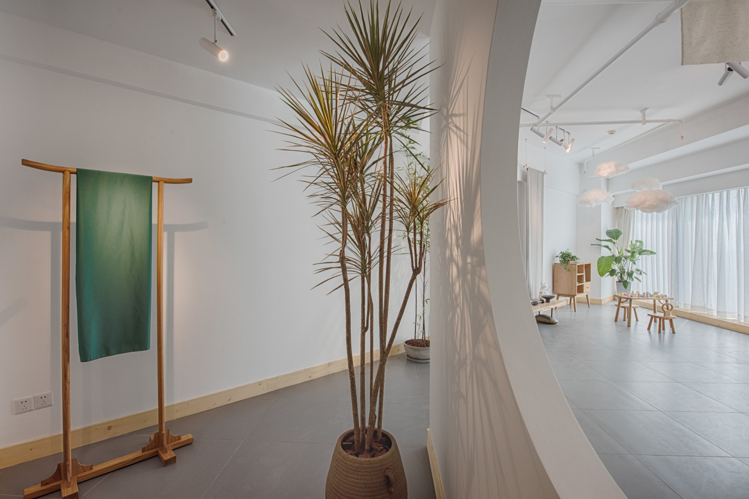 日式布料展廳裝修設計-第6張圖片-上海古都建筑設計集團 日式布料展廳裝修設計-第6張圖片-上海古都建筑設計集團