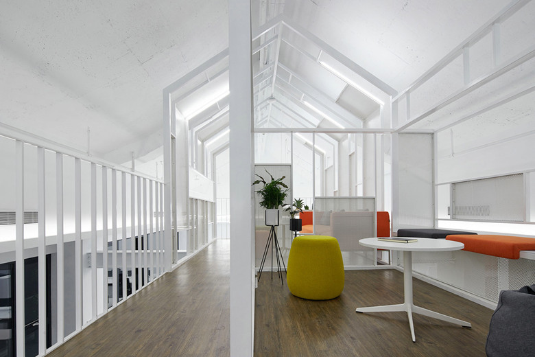 上海楊浦辦公室裝修660平米空間辦公室效果-第2張圖片-上海古都建筑設計集團 上海楊浦辦公室裝修660平米空間辦公室效果-第2張圖片-上海古都建筑設計集團